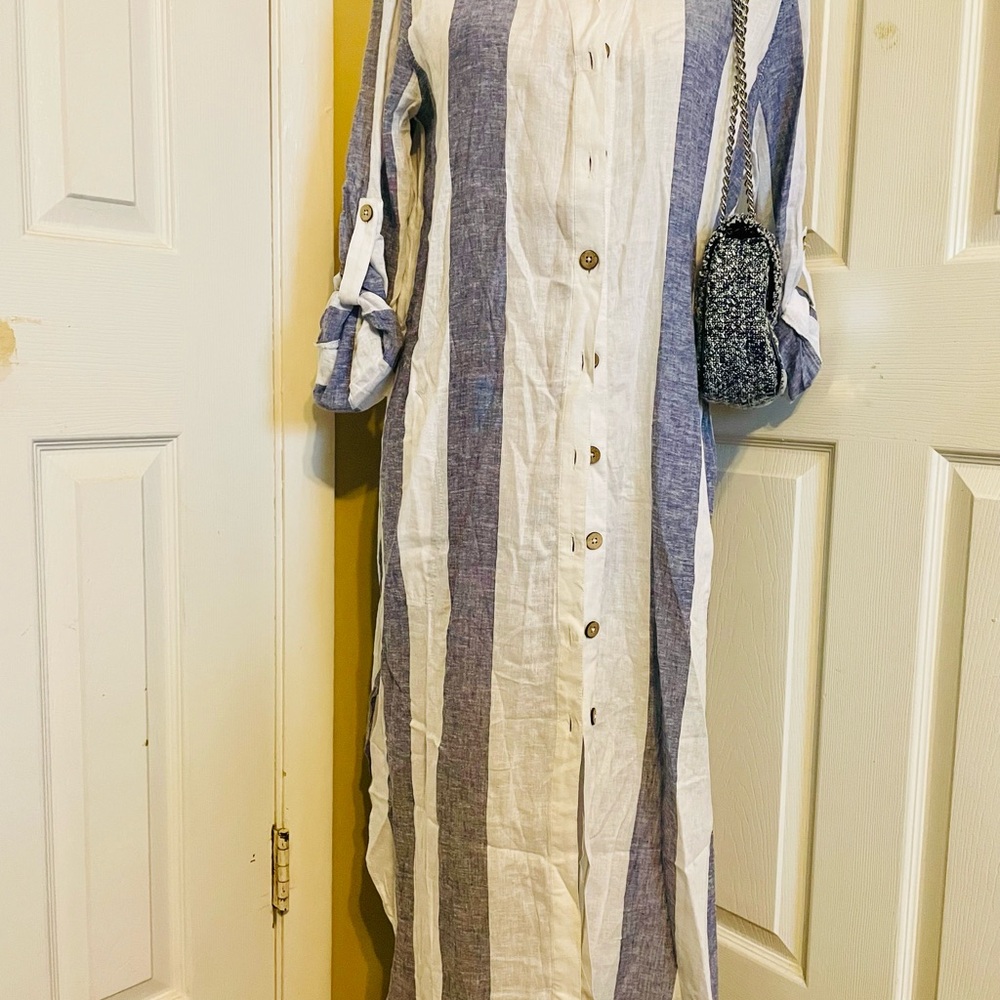 Blue Island White and Blue Long Sleeve Mandarin Collar Dress